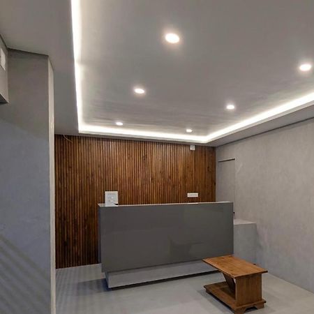Jayalakshmi Rooms Vaduvanchal Bagian luar foto